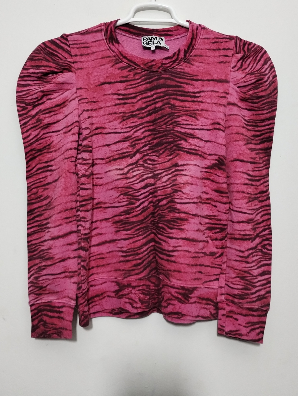 Pam & Gela women's S Pink Tiger Print Puff Sleeve Sweatshirt - Picture 4 of 7